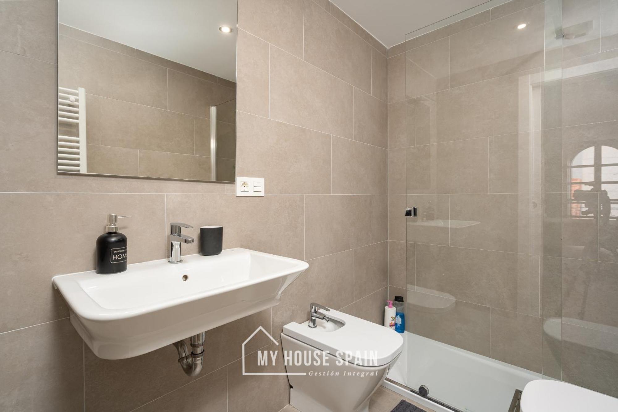 Myhousespain - Nuevo Apartamento En El Centro Gijon Exterior photo